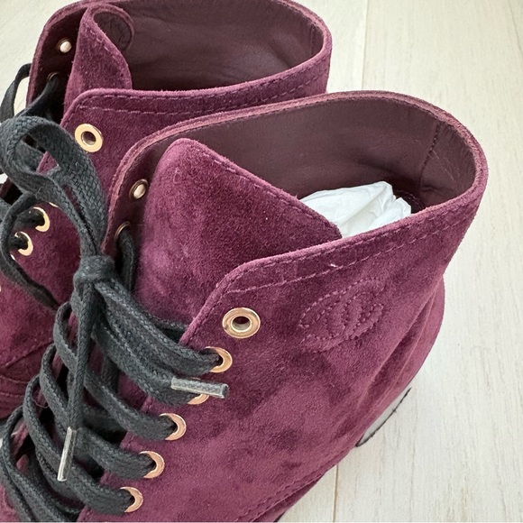 CHANEL Derby Wave Burgundy Leather CC Lace-up Ankle Boots 40C - Picture 7 of 16